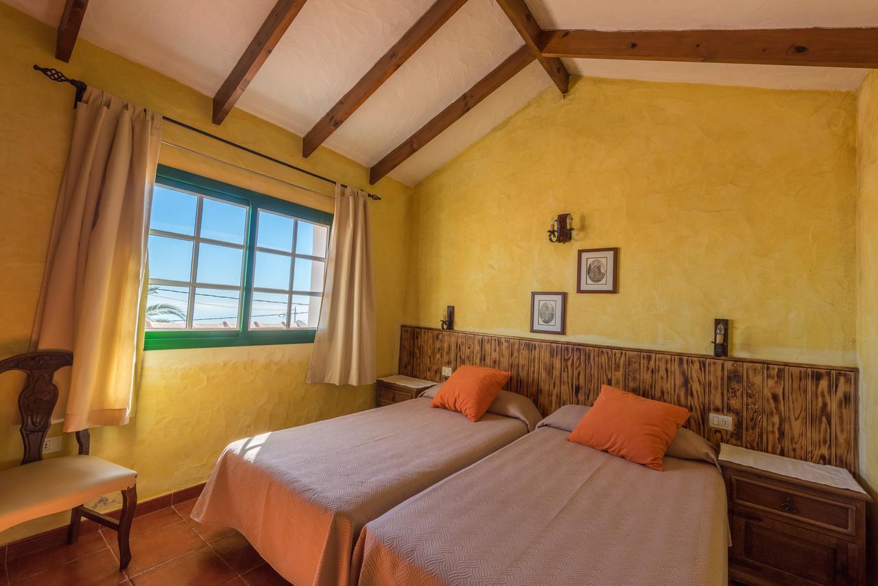 Casa Tia Estebana Isora ภายนอก รูปภาพ